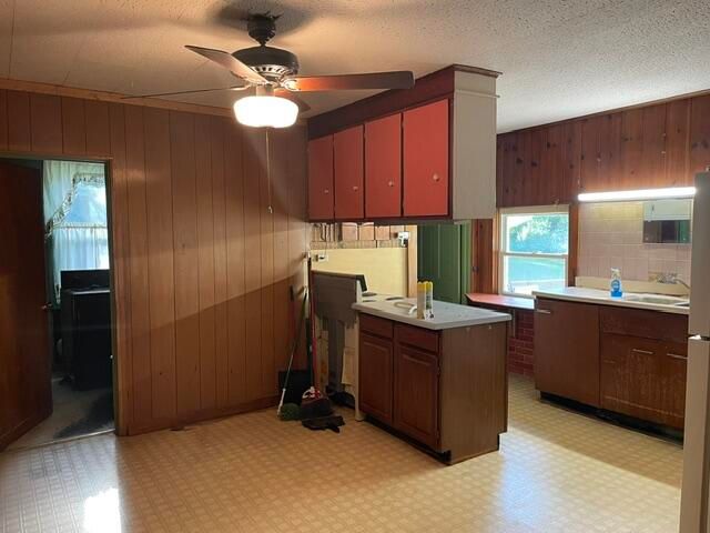6381 146th Avenue, Laketown Twp, MI 49423