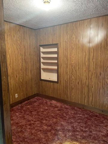 6381 146th Avenue, Laketown Twp, MI 49423