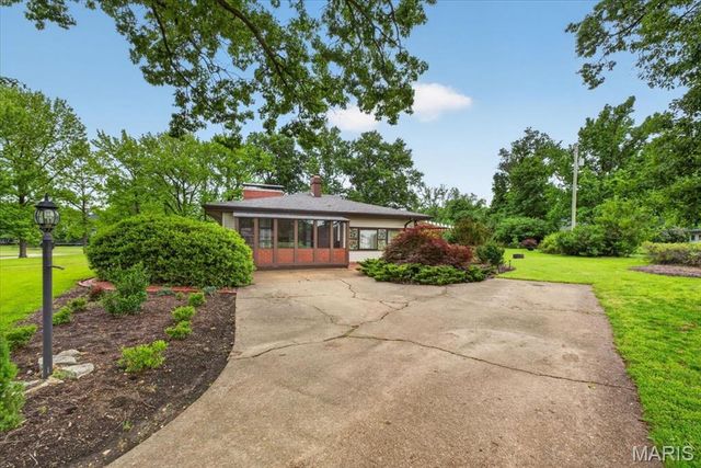 20 Lemp Road, St Louis, MO 63122