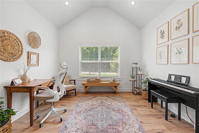 6 Burnmouth Place, Bella Vista, AR 72715