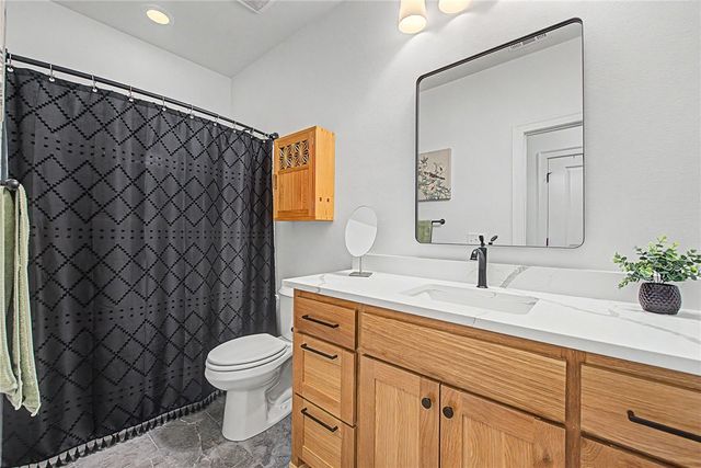 6 Burnmouth Place, Bella Vista, AR 72715