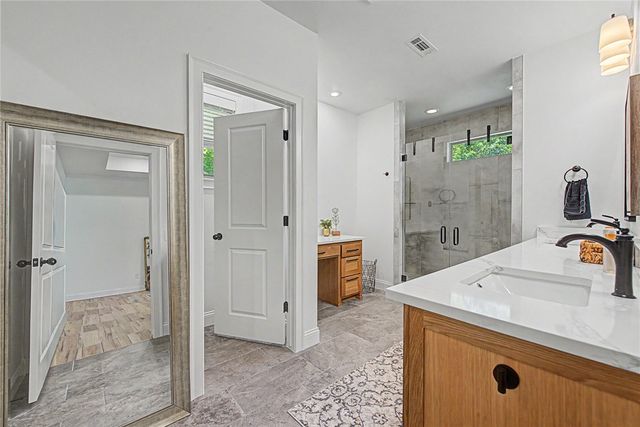 6 Burnmouth Place, Bella Vista, AR 72715