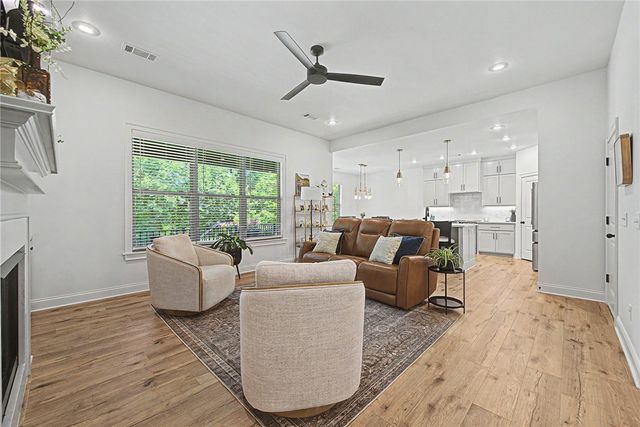 6 Burnmouth Place, Bella Vista, AR 72715