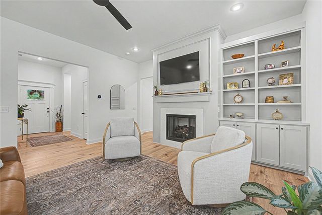 6 Burnmouth Place, Bella Vista, AR 72715