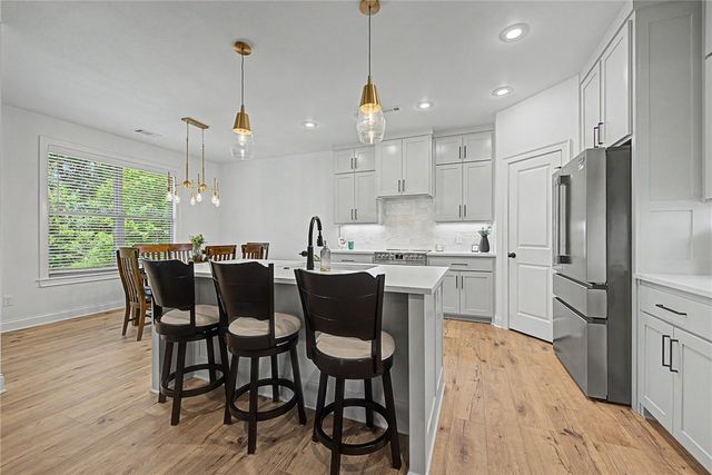 6 Burnmouth Place, Bella Vista, AR 72715