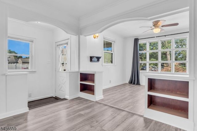 34 N 15Th Ave, Manville Boro, NJ 08835