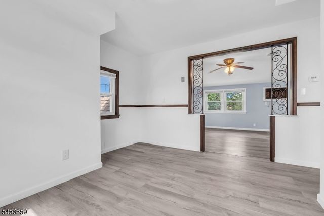 34 N 15Th Ave, Manville Boro, NJ 08835