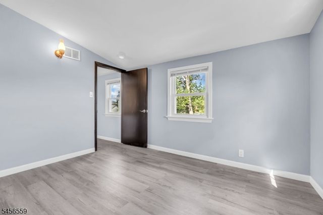 34 N 15Th Ave, Manville Boro, NJ 08835
