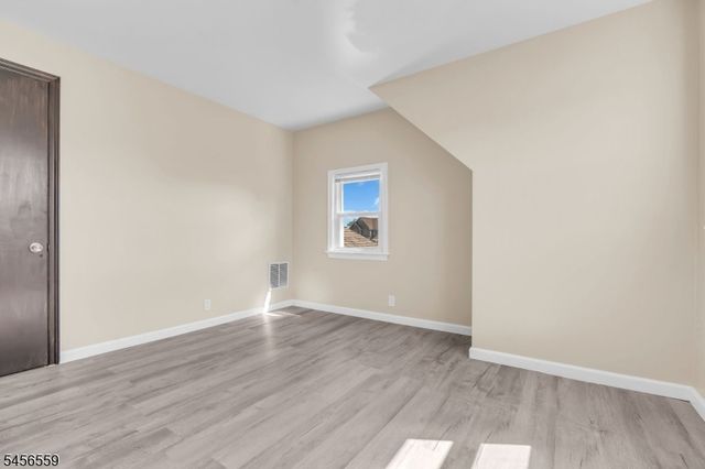 34 N 15Th Ave, Manville Boro, NJ 08835