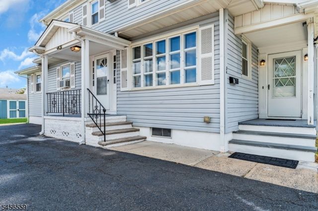 34 N 15Th Ave, Manville Boro, NJ 08835