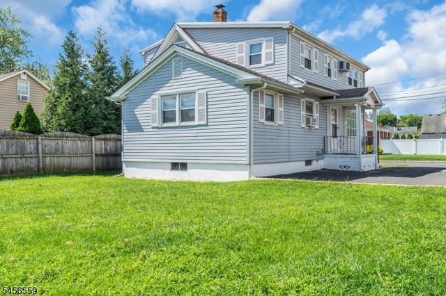 34 N 15Th Ave, Manville Boro, NJ 08835
