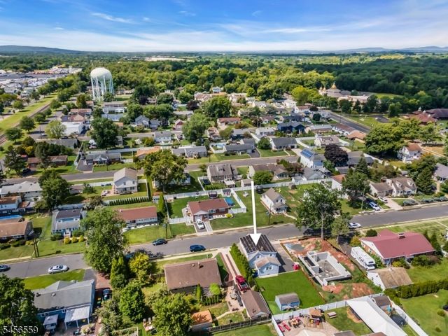 34 N 15Th Ave, Manville Boro, NJ 08835