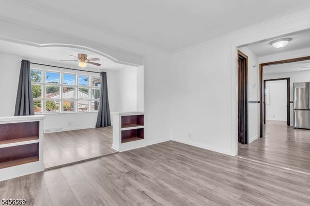 34 N 15Th Ave, Manville Boro, NJ 08835