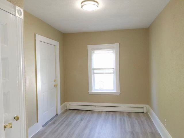 25 Oakland Ave 2F, Everett, MA 02149