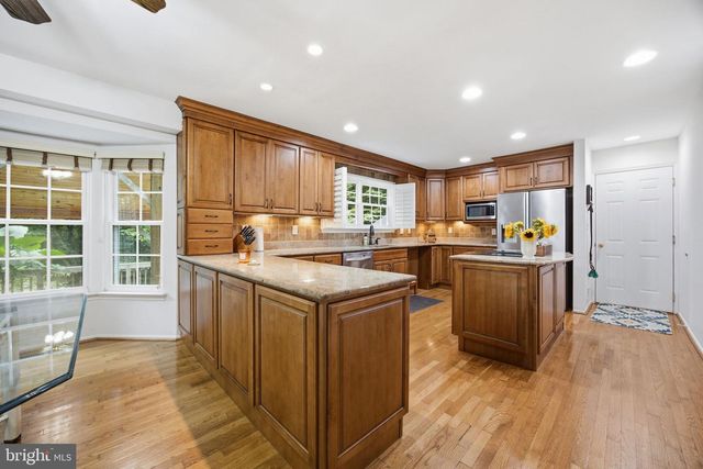 284 SOUTHLAND CT, Dunkirk, MD 20754