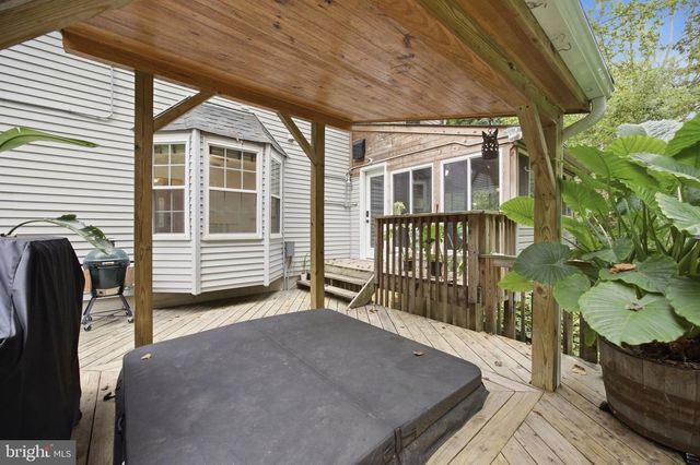 284 SOUTHLAND CT, Dunkirk, MD 20754