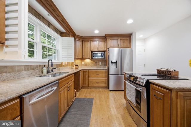 284 SOUTHLAND CT, Dunkirk, MD 20754