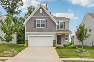 383 Hollingswood Drive, Statesville, NC 28625