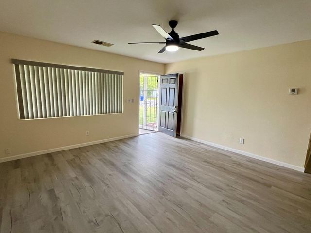 3330 Virginia St, Atwater, CA 95301