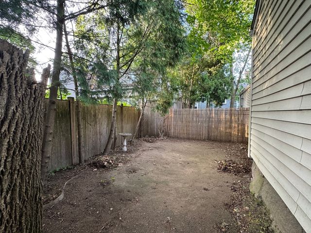 41 Cross 1, Quincy, MA 02169