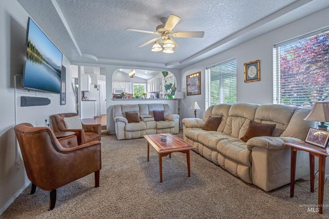 1627 Thorn Creek Ct., Nampa, ID 83686