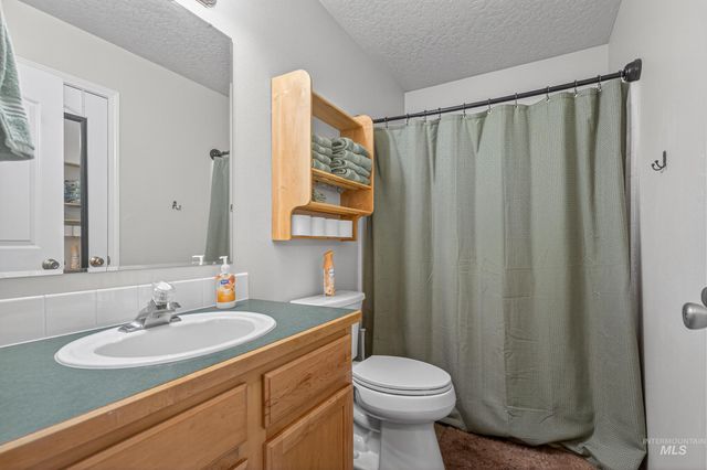1627 Thorn Creek Ct., Nampa, ID 83686