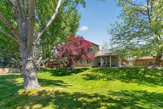1627 Thorn Creek Ct., Nampa, ID 83686