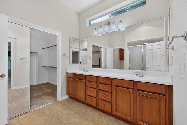 9900 Hanford Drive, Denton, TX 76207