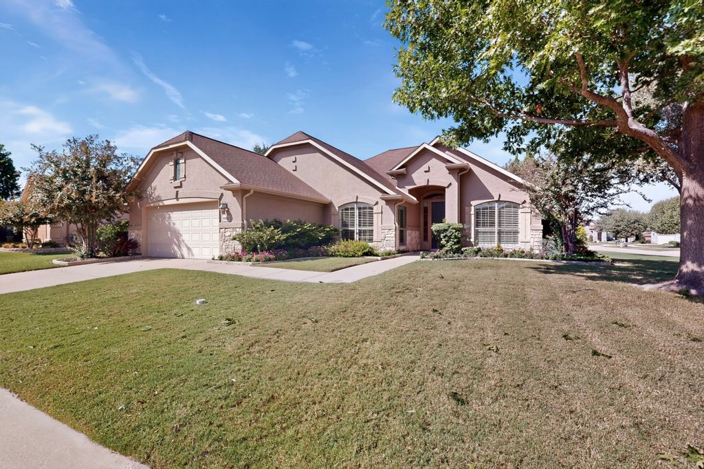 9900 Hanford Drive, Denton, TX 76207 — exterior