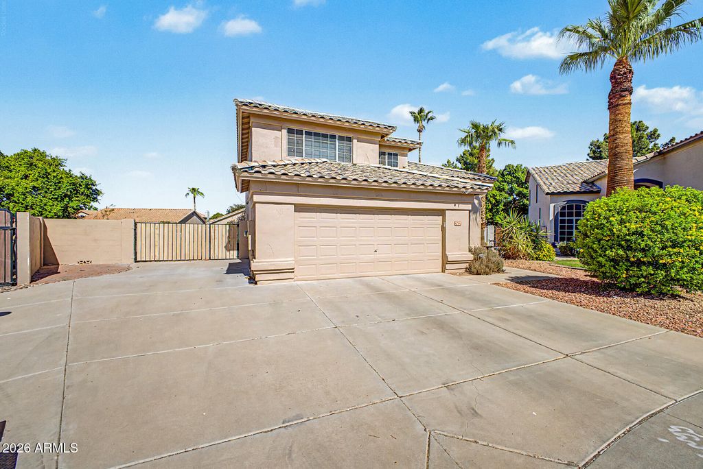7427 W HILL Lane, Glendale, AZ 85310 — photo 3