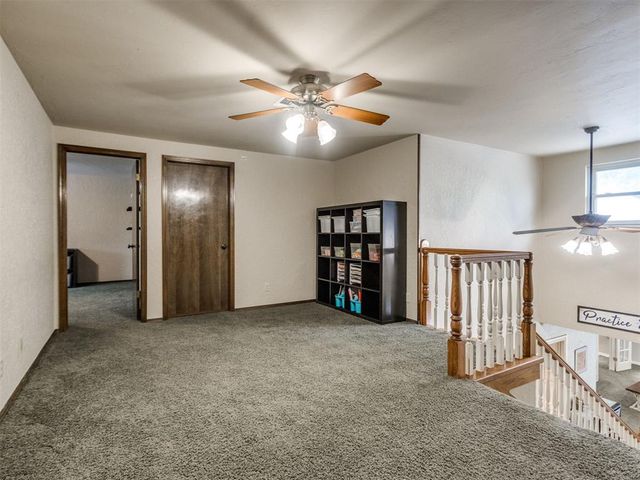 11805 N Woodbridge Road, Oklahoma City, OK 73162