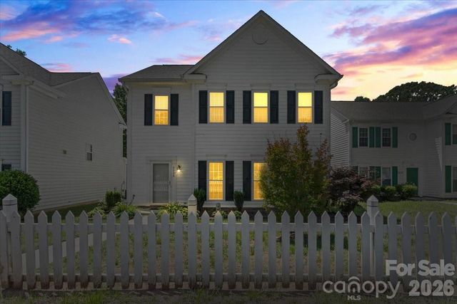 9224 Ligon Court, Charlotte, NC 28213