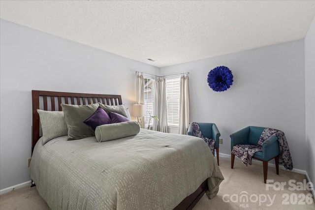 9224 Ligon Court, Charlotte, NC 28213