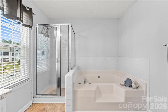 9224 Ligon Court, Charlotte, NC 28213