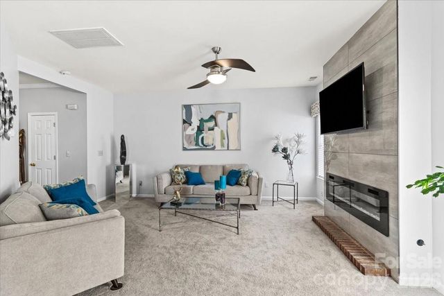 9224 Ligon Court, Charlotte, NC 28213