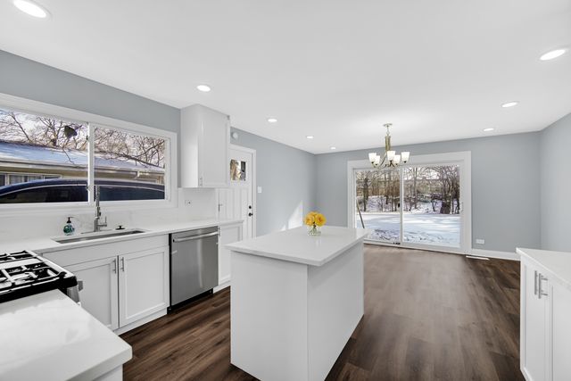 403 Todd Street, Park Forest, IL 60466