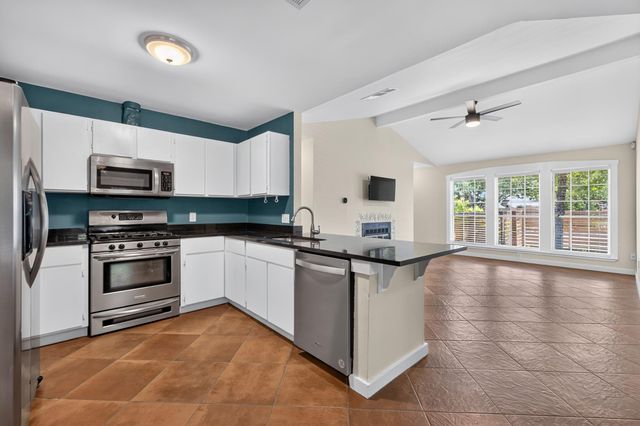 801 Kavanagh DR, Austin, TX 78748