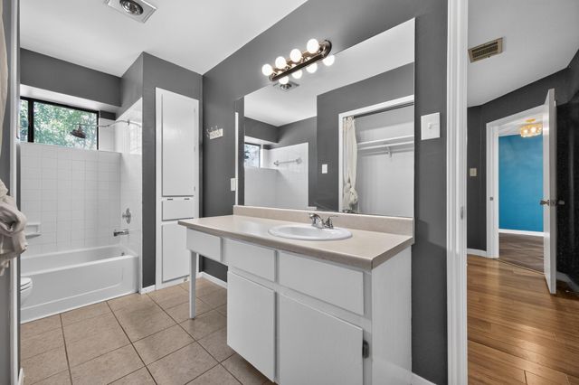 801 Kavanagh DR, Austin, TX 78748
