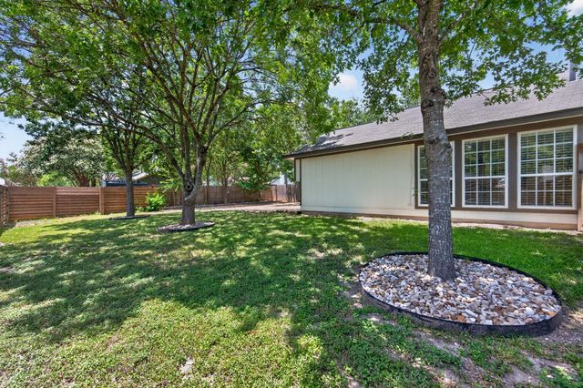 801 Kavanagh DR, Austin, TX 78748