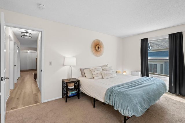 3861 Gold Point B, Eagan, MN 55122