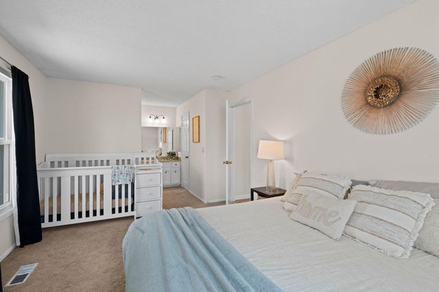 3861 Gold Point B, Eagan, MN 55122