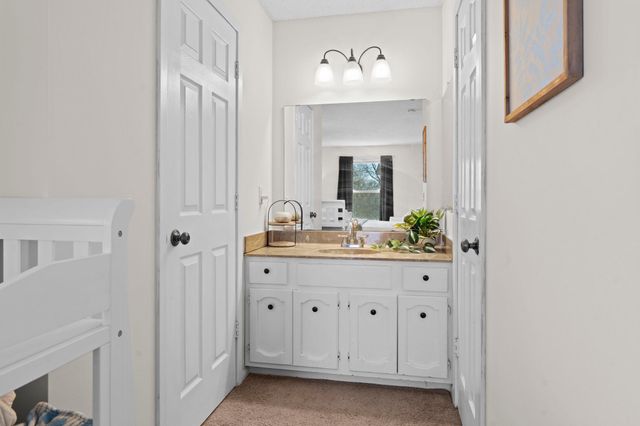 3861 Gold Point B, Eagan, MN 55122