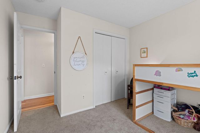 3861 Gold Point B, Eagan, MN 55122