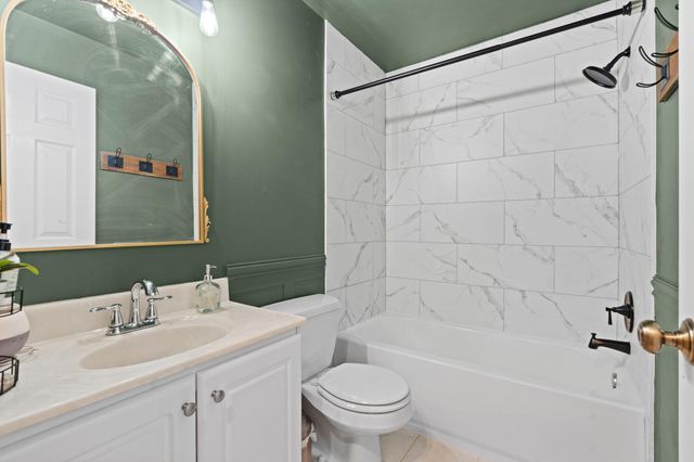 3861 Gold Point B, Eagan, MN 55122