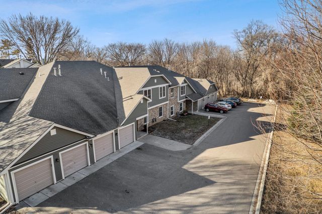 3861 Gold Point B, Eagan, MN 55122