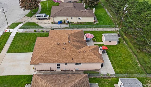13141 Balfour Drive, Warren, MI 48088