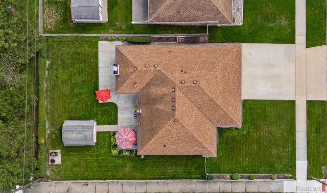 13141 Balfour Drive, Warren, MI 48088
