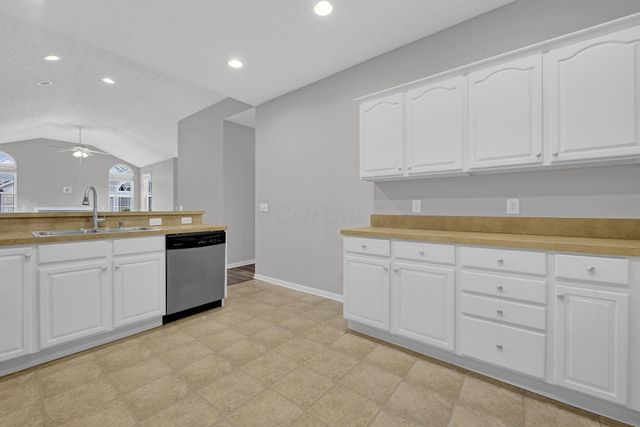 6214 Brickside Drive, 24, New Albany, OH 43054