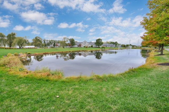 6214 Brickside Drive, 24, New Albany, OH 43054