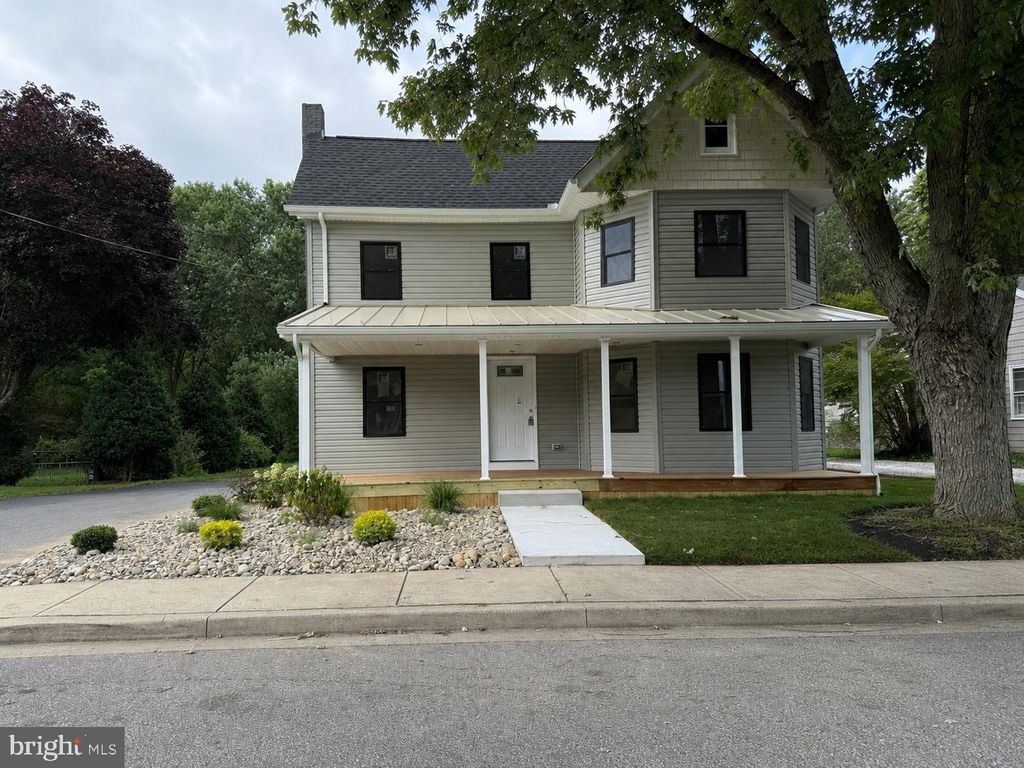 12 BURLEY ST, Berlin, MD 21811